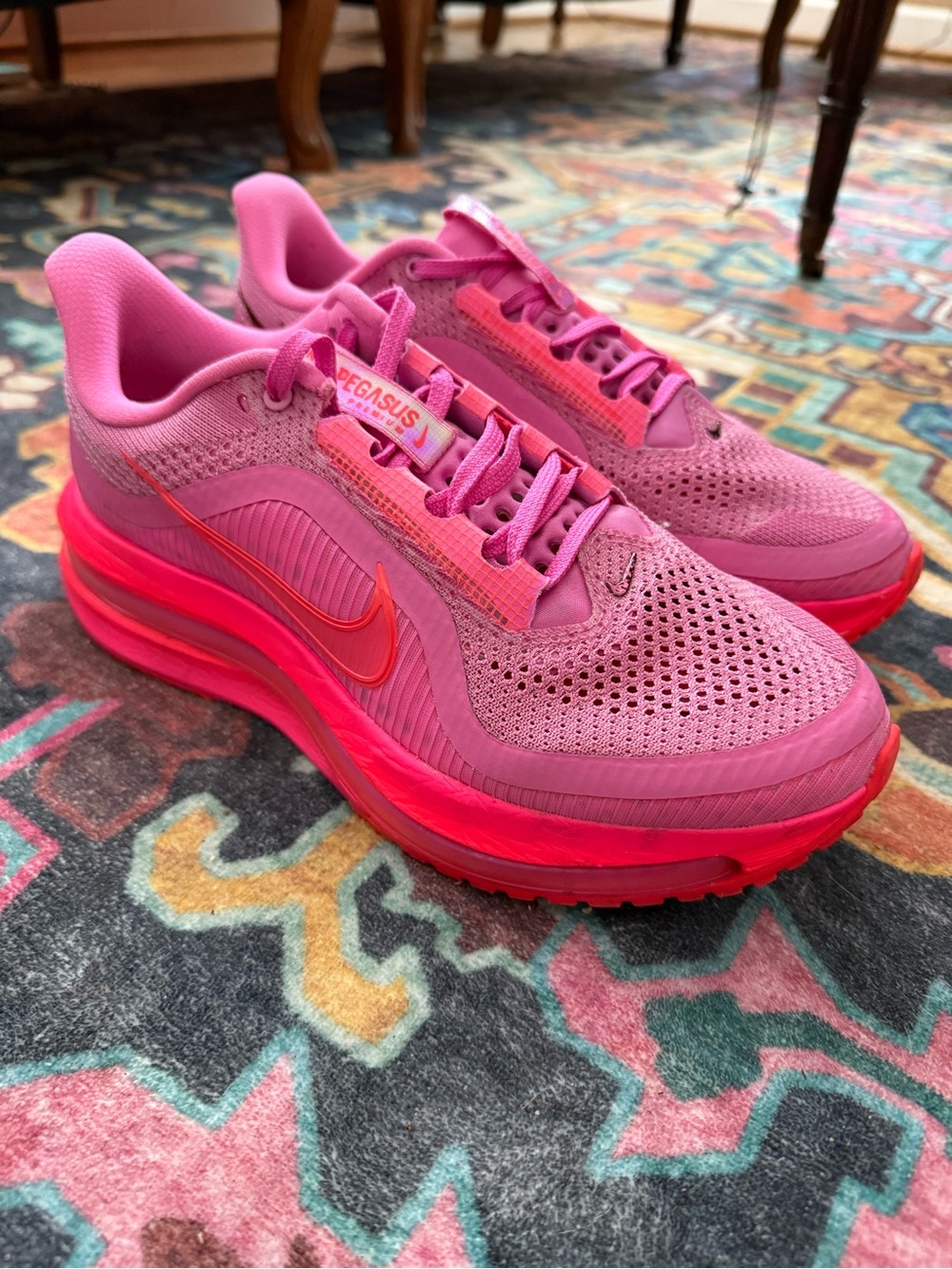 Sz 9 Nike Women’s Neon Pink/Hot Pink Pegasus Running Shoes, Sneakers, Athletic
